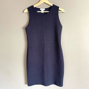 Barneys New York Navy Blue Matelasse Quilted Sleeveless Sheath Dress Size 2